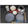 Image 2 : Enamelware - 2 Plates, 2 Pots, etc.
