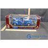Image 1 : 1:18 Scale 1937 Ford Convertable Model Car