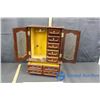 Image 1 : Jewelry Box w/Music Box (Unknown Condition)