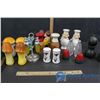 Image 2 : (18) Salt and Peper Shakers - Blue Cow, Mushroom, Kissing Couple Christmas Tree
