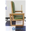 Image 5 : Vinyl Wooden Chairs