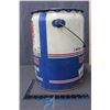Image 5 : 5 Gallon Red Indian Motor Oil Pail