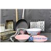 Image 4 : Frying Pan, Loaf Pans & misc Kitchen