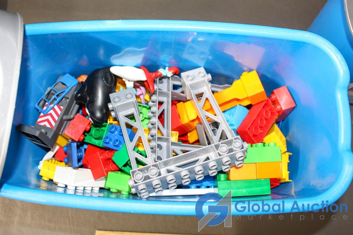 Giant Container Blocks (2) Mega Blocks Containers Filled with Blocks & Toys