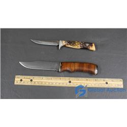 2 Hunting Knives - Brown Handled