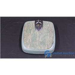 Counselor Weight Scale