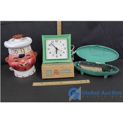 Hand Sewing Singer Machine, Cookie Jar, & 2-way Electric Clock
