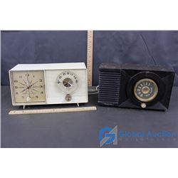 (2) Vintage Electric Radio