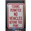 Image 2 : Trolling Rod & Metal Fishing Sign