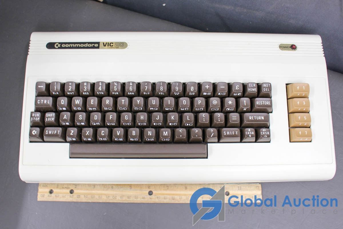 Commodore Vic - 20 The Personal Colour Computer
