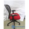 Image 3 : Red Mesh Back Office Chair