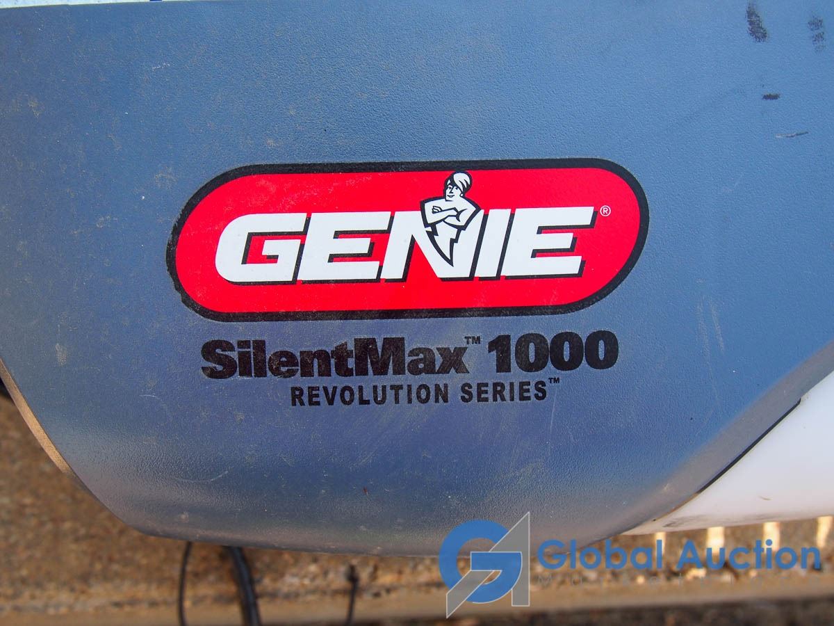 Genie Silent Max 1000 Garage Door Opener
