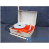 Image 1 : Electrohome Portable Record Player