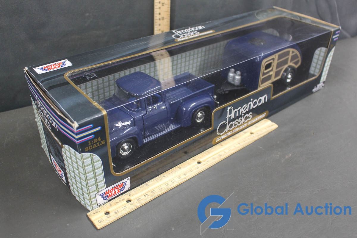 124 DieCast 1956 Ford F100 Pick Up Truck W/ Trailer