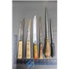 Image 1 : (4) Knives and (2) Honing Rods
