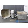 Image 1 : 2 Galvanized Square Pails & Spot Light