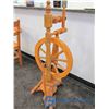 Image 2 : Wooden Spinning Wheel