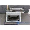 Image 2 : Underwood Typemaster Typerwriter