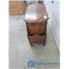 Image 3 : Vintage Wooden Magazine Stand
