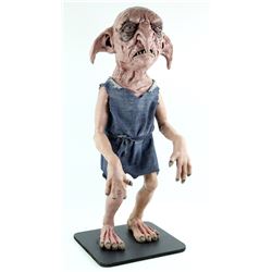 Harry Potter - A freestanding life size display prop of Kreacher. The figure is made of a solid inne