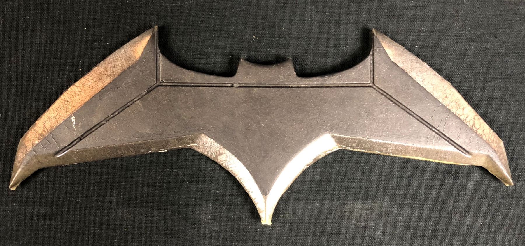 Justice League (2017) Batman Throwing Batarang