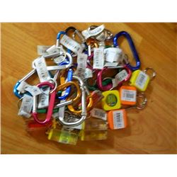NEW KEY CHAIN HANDY MINI KIT - INCLUDES - 4 MINI TAPE MEASURES(METAL TAPE 3' LONG), 5 MINI LEVELS, 1