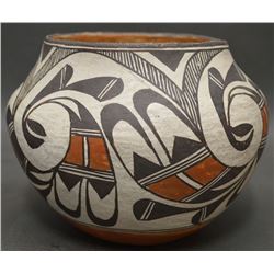 ACOMA INDIAN POTTERY OLLA