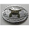 Image 1 : VINTAGE BELT BUCKLE WITH CROSSED REVOLVERS.