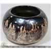 Image 2 : 66) MARY BORGSTROM COFFEE GLAZED POT 10"X5.5",
