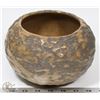 Image 2 : 12) TEXTURED BOWL ATTRIBUTED TO MARY BORGSTROM,