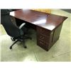 Image 2 : MAHOGANY TRADITIONAL STYLE EXECUTIVE DESK WITH CREDENZA AND 3 DRAWER LATERAL FILE CABINET