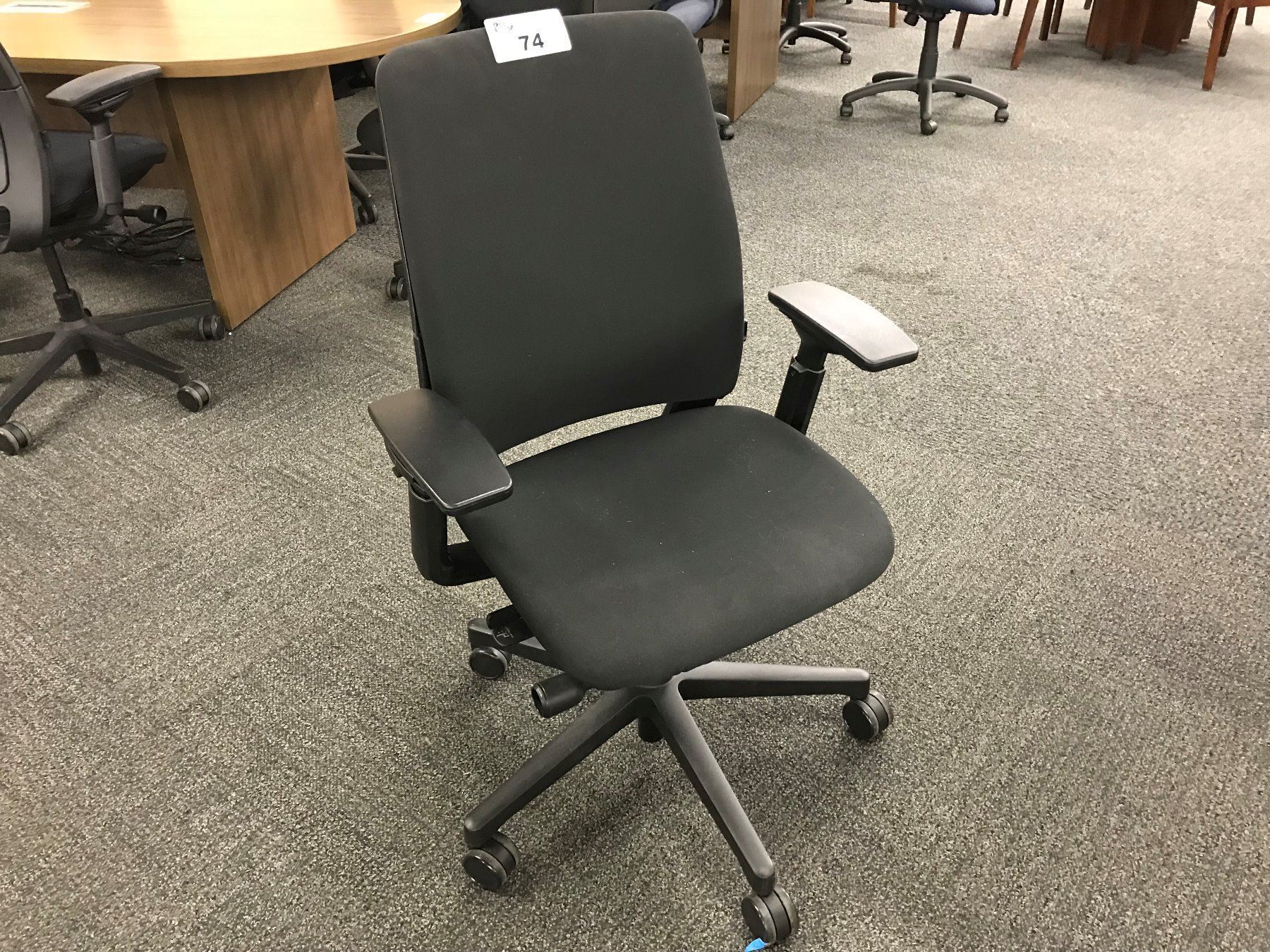Comfortable task chair Clearance