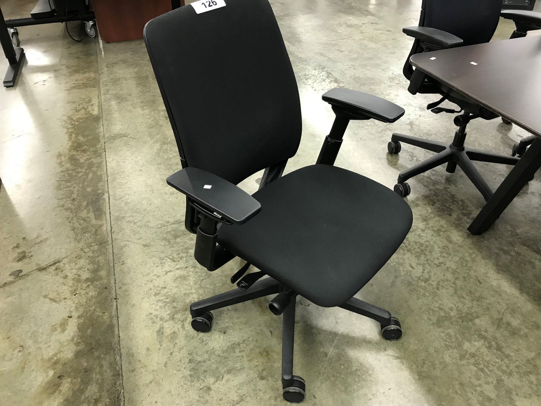 STEELCASE AMIA BLACK FULLY ADJUSTABLE MULTILEVER ERGONOMIC TASK CHAIR