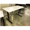 Image 2 : WHITE 5' HEIGHT ADJUSTABLE MULTI-TABLE