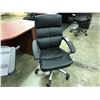 Image 2 : BLACK LEATHER MID BACK EXECUTIVE CHAIR