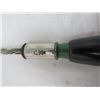 Image 8 : PRY BAR AND CARPENTER BRACE RETRACTABLE SCREWDRIVER.