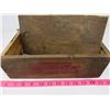 Image 1 : WOODEN SIMMONS SAW BLADE BOX