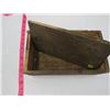 Image 2 : WOODEN SIMMONS SAW BLADE BOX