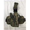 Image 1 : UTG UNIVERSAL LEG HOLSTER (FOREST DIGITAL CAMO)