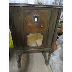 CABINET RADIO (DEFOREST CROSLEY)