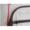 Image 2 : VINTAGE CROSS CUT SAW (WOOD HANDLE)