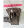 Image 2 : UNIQUE VINTAGE SPLITTING AXE (WOOD HANDLE)