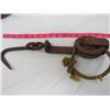 Image 2 : LOT OF 2 PULLEYS