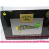 Image 1 : MODEL AIRPLANE (JOHN DEERE) *COLLECTIBLE*