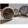 Image 2 : 4 OLDER ALARM WIND-UP CLOCKS