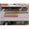 Image 1 : LOT OF WOOD ITEMS (2 WOODEN BOXES) *WOOD SCRAPER* (STAKES)