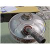 Image 3 : 5 GALLON TEXACO PAIL WITH SPOUT VINTAGE