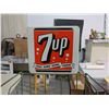 Image 3 : METAL 7-UP BOTTLE STAND (VINTAGE)