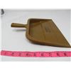 Image 2 : SMITH HATCHERIES PROMOTIONAL PLASTIC DUST PAN