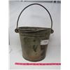 Image 2 : METAL PAIL WITH HANDLE